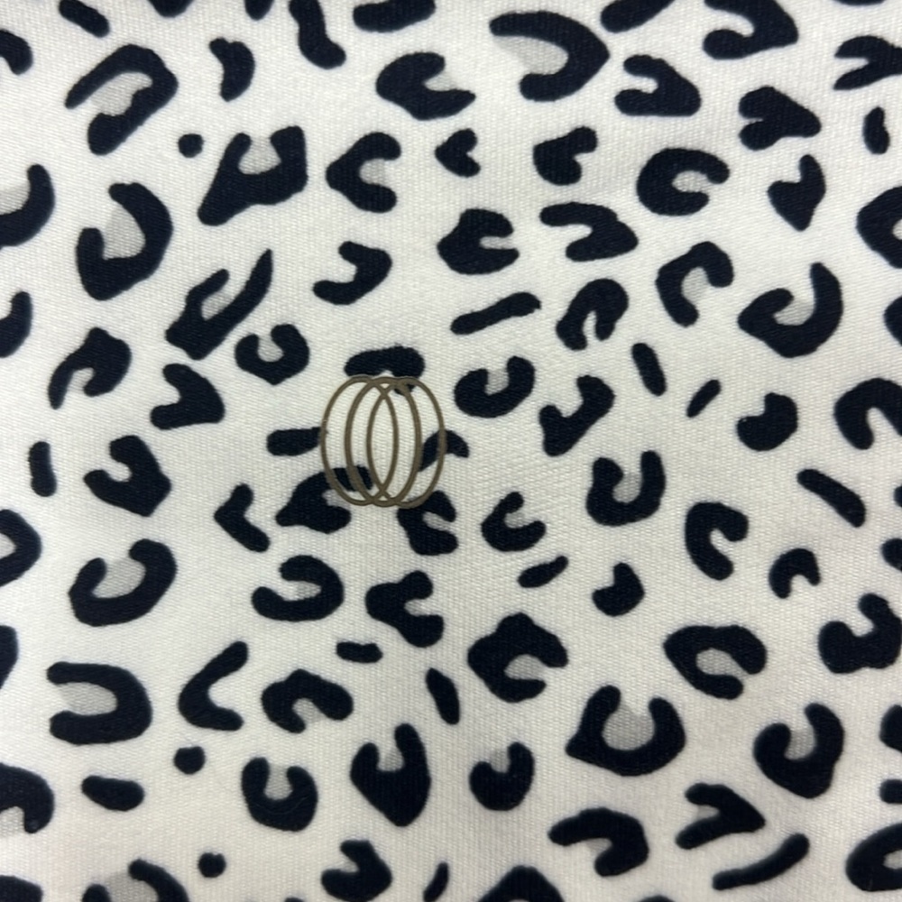 Balance Collection white Cheetah print leggings, Size Small, 22 1/2” inseam - Picture 4 of 8